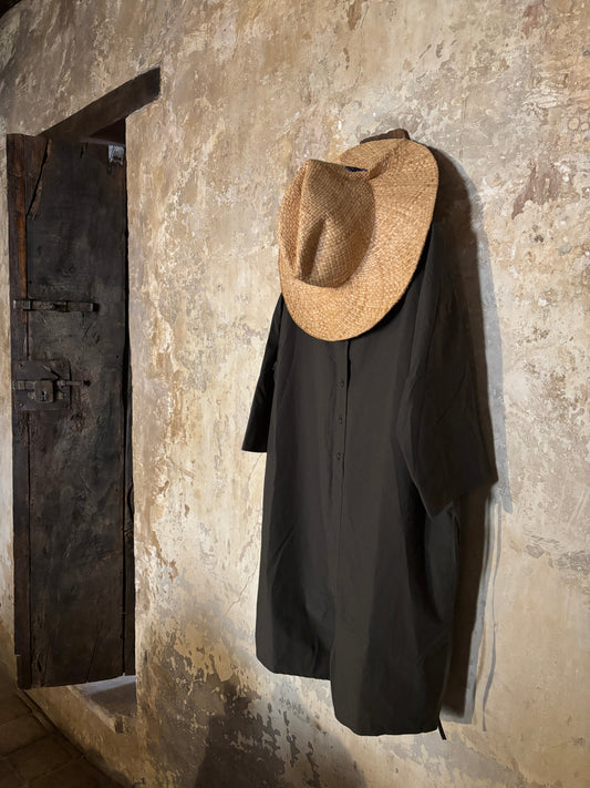 #001 - A LETTER FROM LONDON